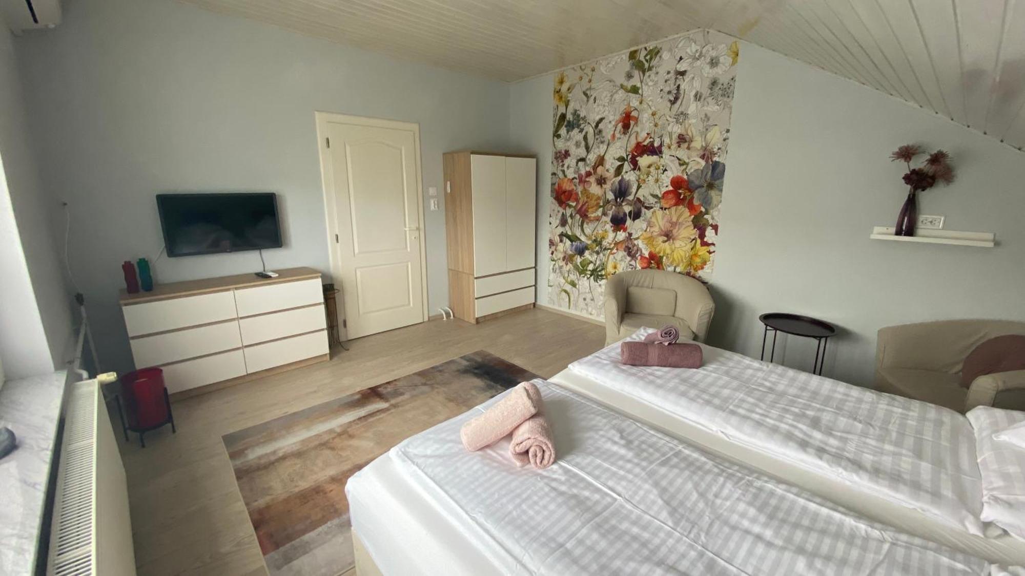 Sweet Home Apartman Balatonfured Luaran gambar